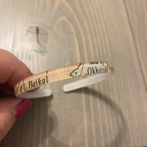 Colour by Amber skinny bracelet